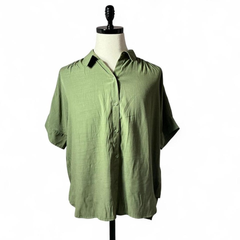 Halogen Womens Olive Green Short Sleeve Button Down Blouse Shirt Size M RN51323